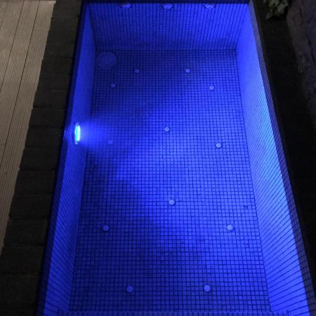 Pequeno Alojamiento Con Mini Piscina - No Climatizada Valencia Exterior photo